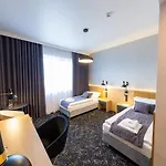 Hotel & Hetman 3*