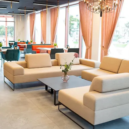 Hotel & Hetman 3*