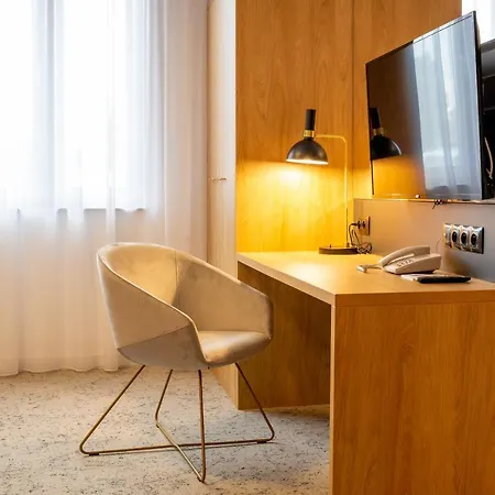 & Hetman Hotel 3*